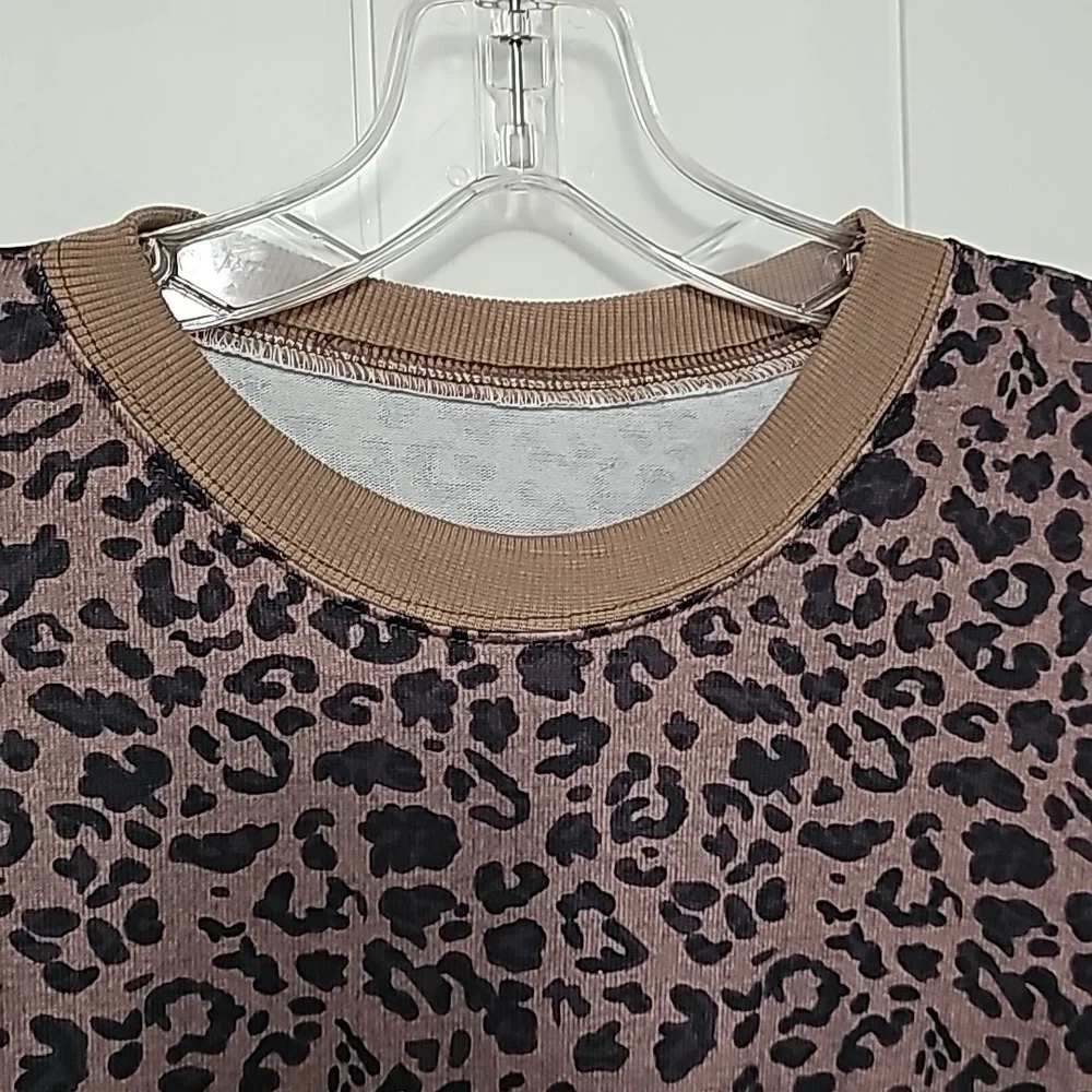 Leopard sweatshirt - Picture 2 of 3